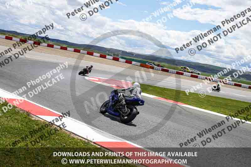 cadwell no limits trackday;cadwell park;cadwell park photographs;cadwell trackday photographs;enduro digital images;event digital images;eventdigitalimages;navarra;no limits trackdays;peter wileman photography;racing digital images;trackday digital images;trackday photos